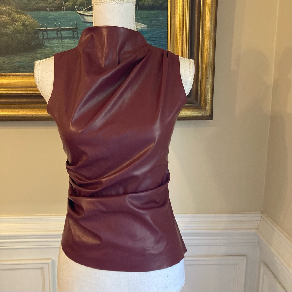 COMMENSE Burgundy Faux Leather High Neck Sleeveless Top NWT - Picture 3 of 11